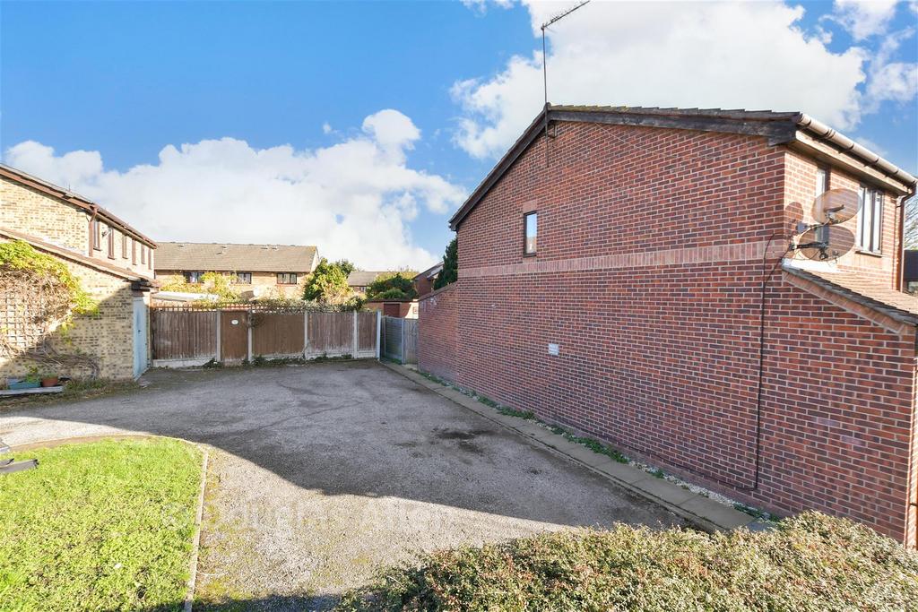 Driveway/Parking