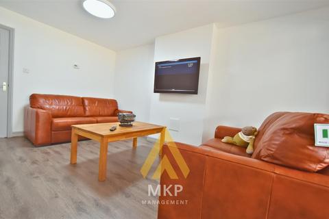 5 bedroom terraced house to rent, Frederick Road, Selly Oak, Birmingham B29