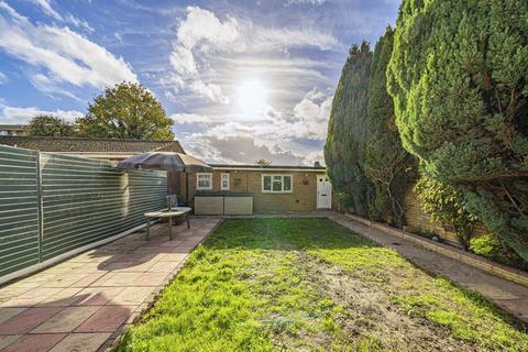 undefined, Bath Road, Hounslow TW5