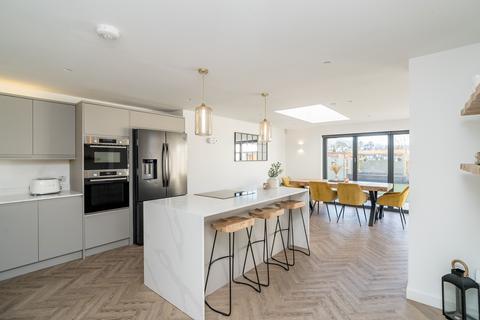 undefined, 16A, Skerryvore Loan, Edinburgh, EH10 6TX