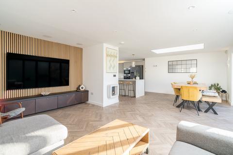 undefined, 16A, Skerryvore Loan, Edinburgh, EH10 6TX
