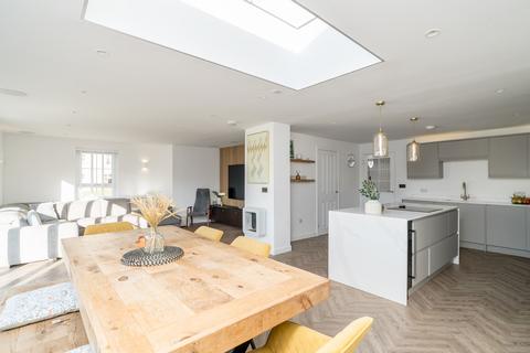 undefined, 16A, Skerryvore Loan, Edinburgh, EH10 6TX
