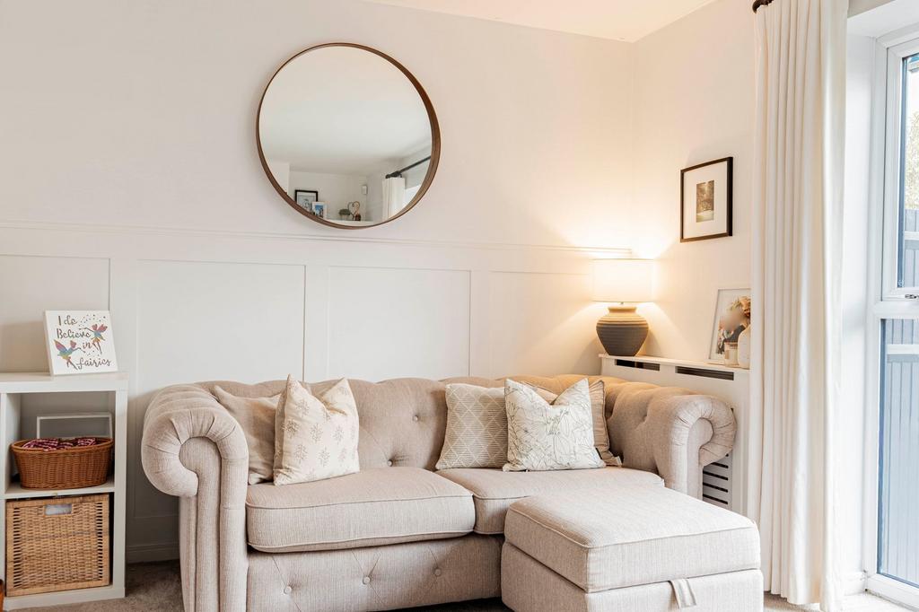 Living Room (3)