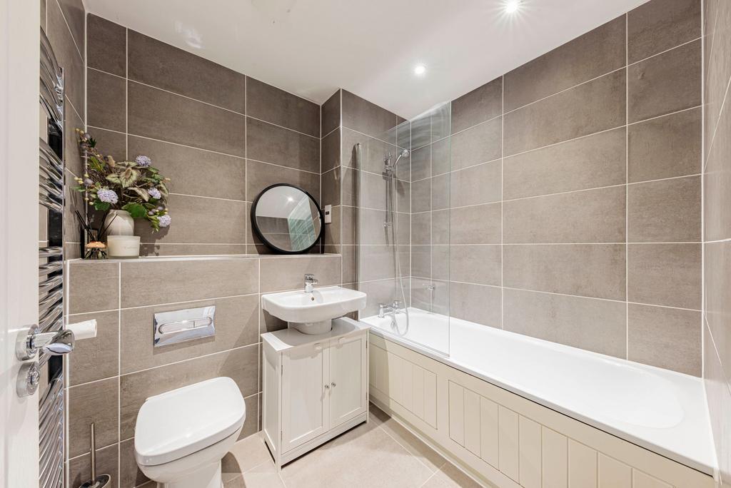 Bathroom (1)