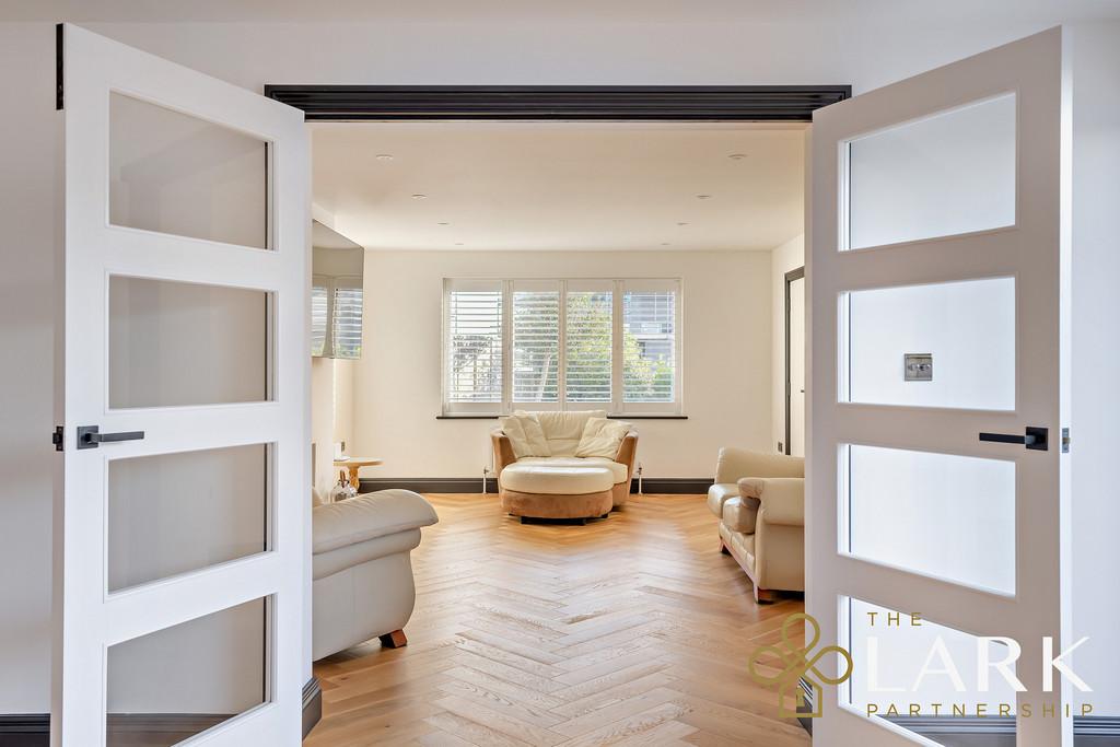 8670872-interior WM13-800