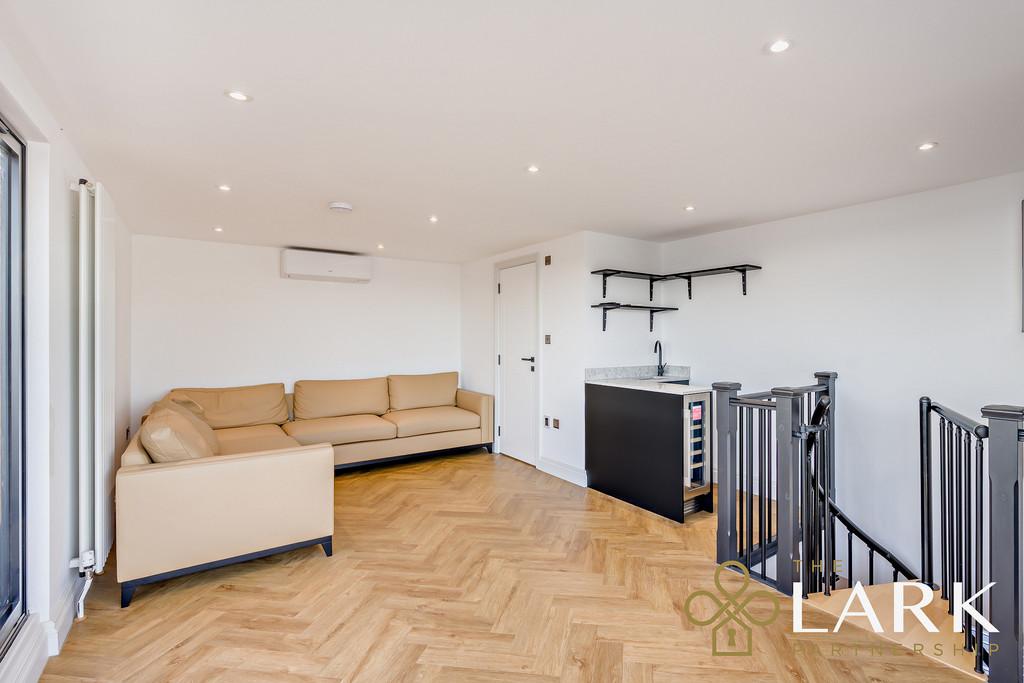 8670872-interior WM03-800