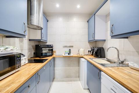undefined, High Street, Gloucestershire GL20