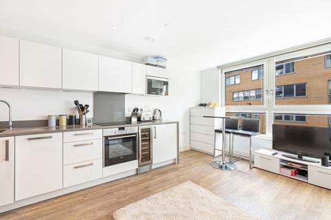 Studio to rent, Gillespie Court, 9 Queensland Road, Holloway, London, N7