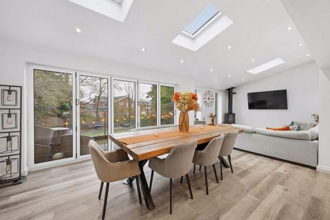 4 bedroom detached house for sale, Bagnall Close, Norden, OL12 7SH