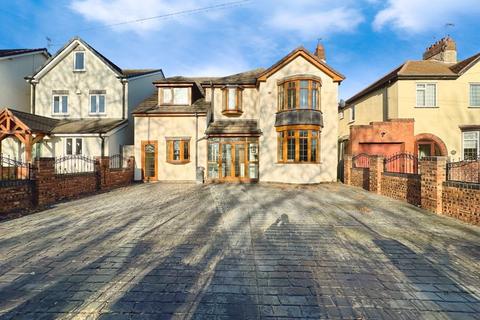 4 bedroom detached house for sale, Wolverhampton Road, Walsall, WS2 8TD