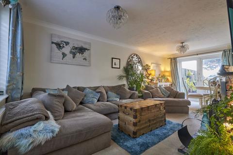 undefined, Redhills Close, Exeter