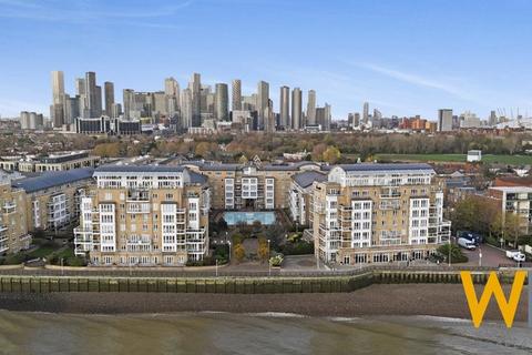 2 bedroom property to rent, St. Davids Square, London E14