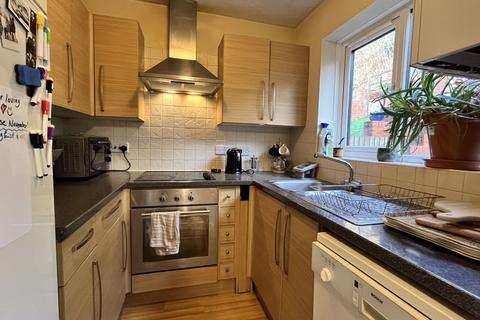 3 bedroom semi-detached house for sale, Mylne Close - Complete Chain
