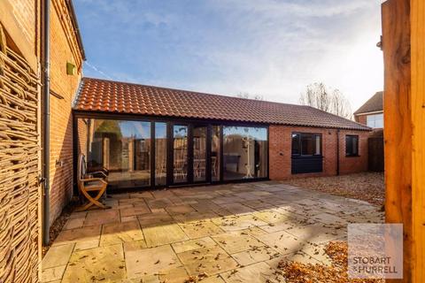 3 bedroom barn conversion for sale, Broad Road, North Walsham NR28
