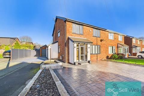 4 bedroom semi-detached house for sale, Ladybridge Avenue, Manchester M28