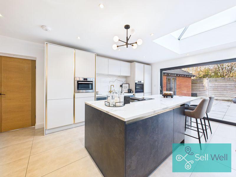 Kitchen With Island