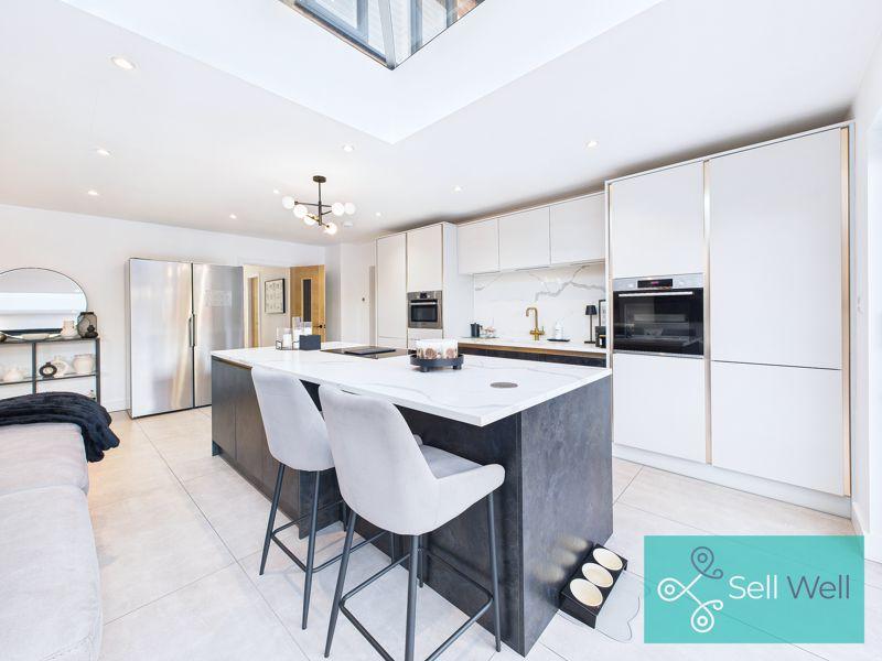 Kitchen With Island
