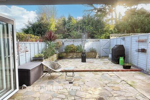 undefined, College Gardens, Worthing, West Sussex
