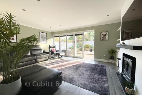 undefined, College Gardens, Worthing, West Sussex