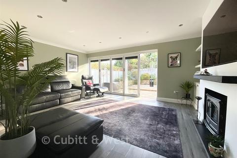 3 bedroom terraced house for sale, College Gardens, Worthing, West Sussex