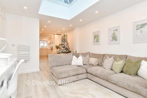 2 bedroom semi-detached house for sale, Church End Lane, Runwell, Wickford, Essex