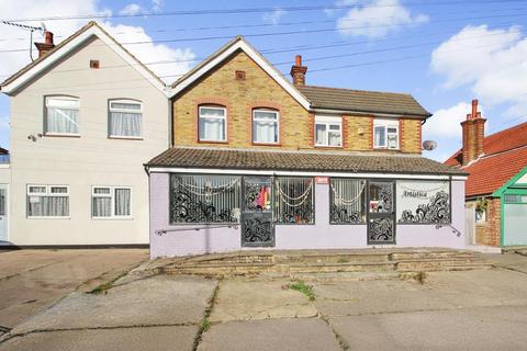 Mill Hill, Deal, Kent, CT14 9EW