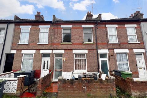 Malvern Road, Luton LU1