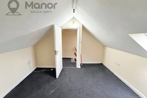 3 bedroom flat to rent, Burges Road, East ham, E6 2BH
