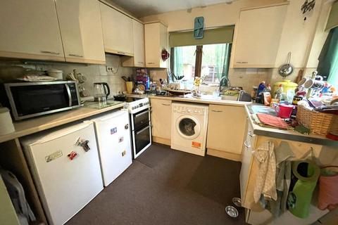 3 bedroom end of terrace house for sale, Jorose Way: South Bretton