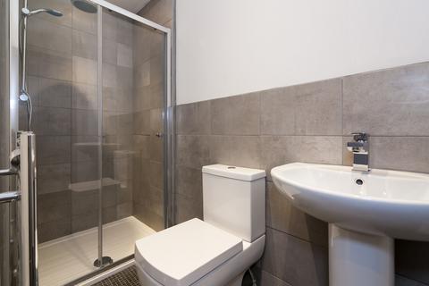 2 bedroom flat to rent, Edge Lane, Liverpool L7
