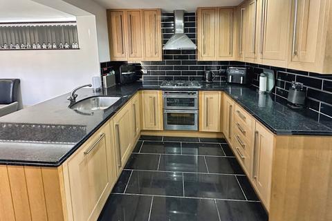3 bedroom end of terrace house for sale, South Street, Coalville LE67