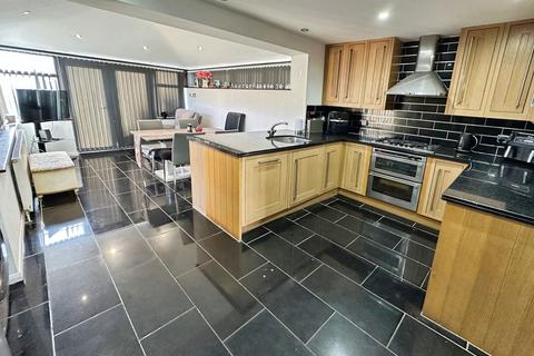 3 bedroom end of terrace house for sale, South Street, Coalville LE67