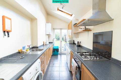 6 bedroom terraced house to rent, Avenue Road, Southampton, SO14 6BB
