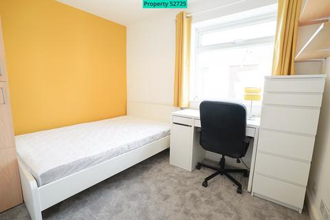6 bedroom terraced house to rent, Avenue Road, Southampton, SO14 6BB