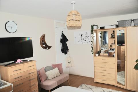 undefined, Tennyson Road, London W7