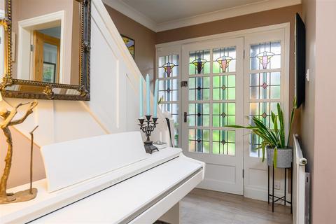 undefined, Greencliffe Drive, Clifton, York, YO30 6NA