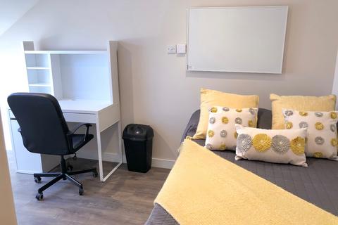 undefined, Gloucester Road, Bristol BS7
