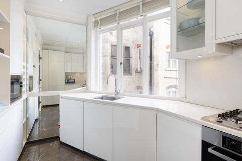 2 bedroom flat for sale, Cadogan Square, London SW1X
