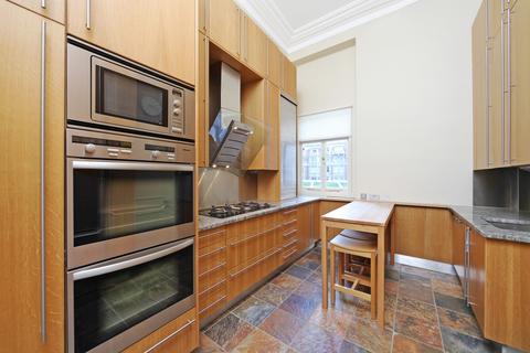 3 bedroom apartment for sale, Wellington Court, Knightsbridge London SW1X