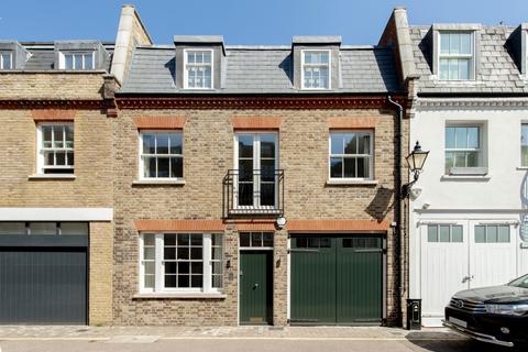 undefined, Clabon Mews London SW1X