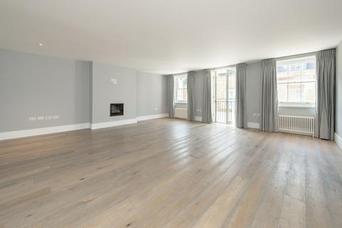 undefined, Clabon Mews London SW1X