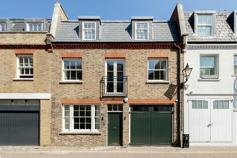 undefined, Clabon Mews London SW1X