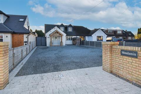 undefined, Wyatts Green Road, Wyatts Green, Brentwood