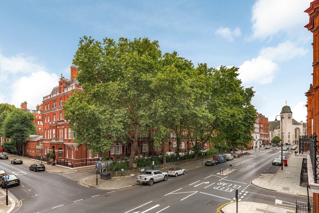 Hans Place