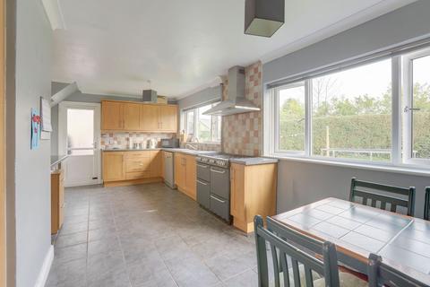 undefined, Douglas Close, Nottingham NG12