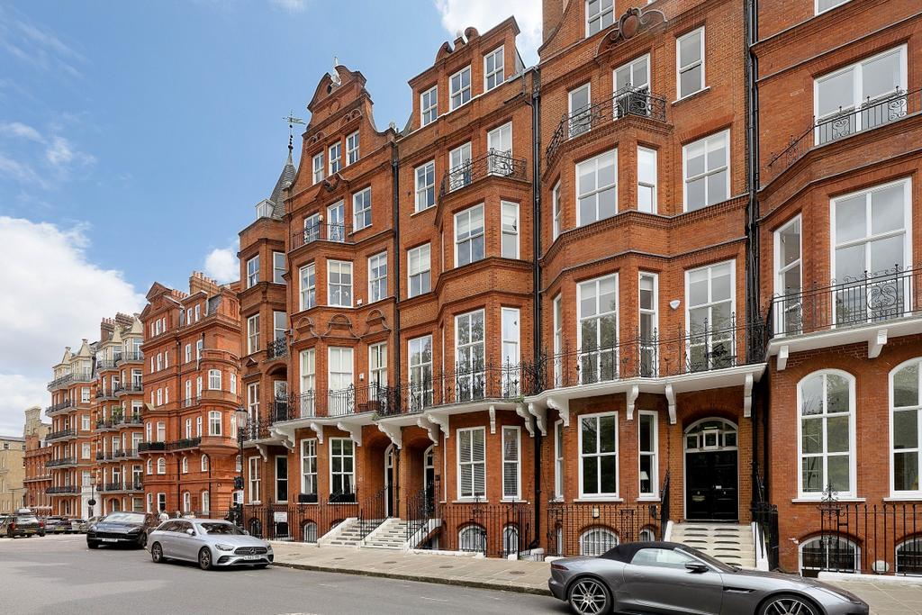 Cadogan Square