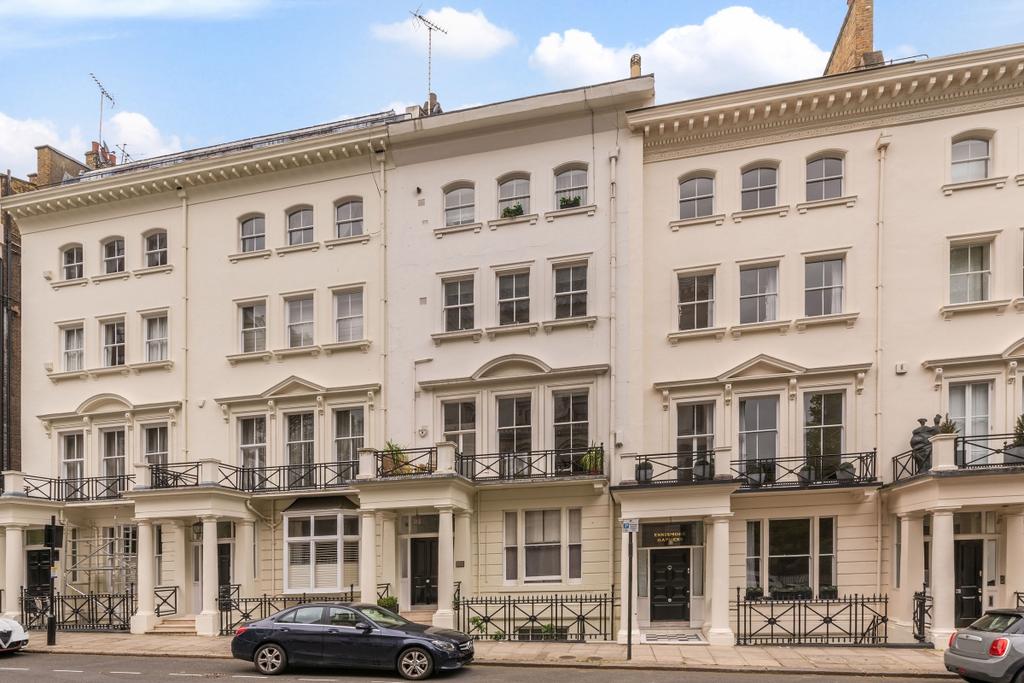 Ennismore Gardens