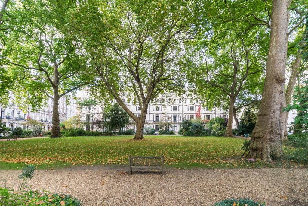 Ennismore Gardens