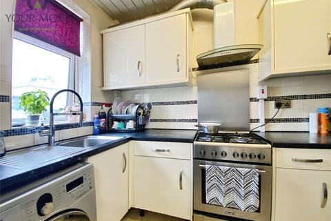 3 bedroom terraced house for sale, Grafton Road, West Yorkshire BD21