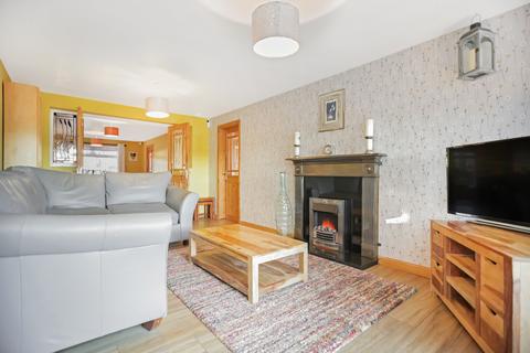 undefined, 74 Magdalene Gardens, Edinburgh,EH15 3DW